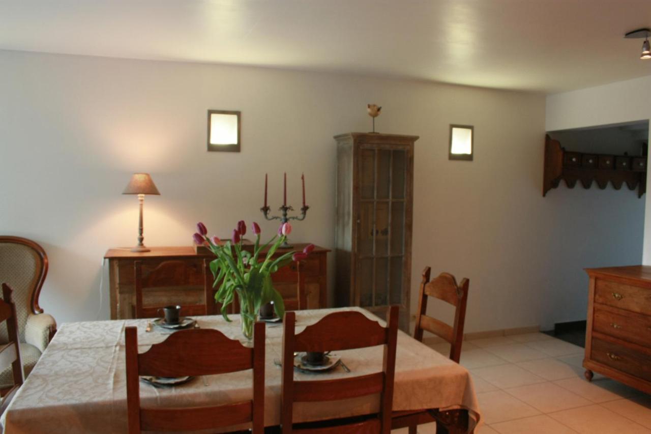 B&B Chession Falaën Εξωτερικό φωτογραφία